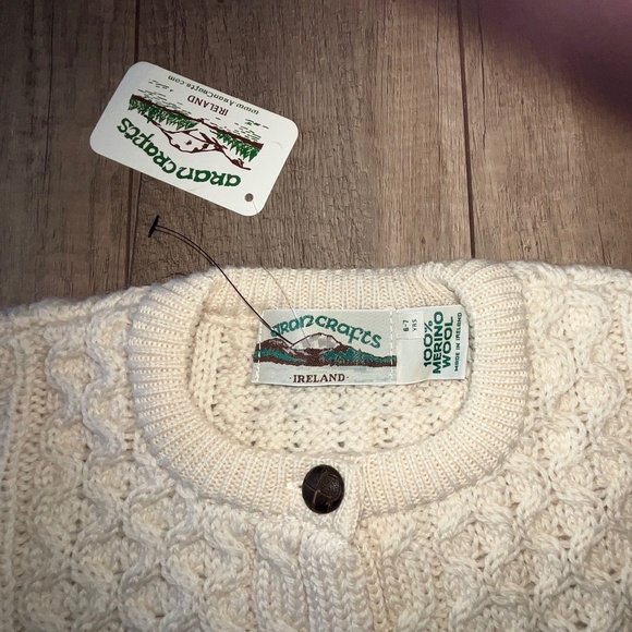 Aran Crafts Aran Sweater NEW 6-7 yrs - Picture 2 of 4